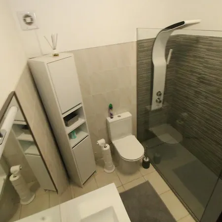 Apartment T2 B - Odivelas - 12km Aeroporto Ramada